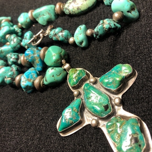 Handmade 4” turquoise cross pendant on an 11.5” turquoise nugget necklace 🤩 - Picture 17 of 17